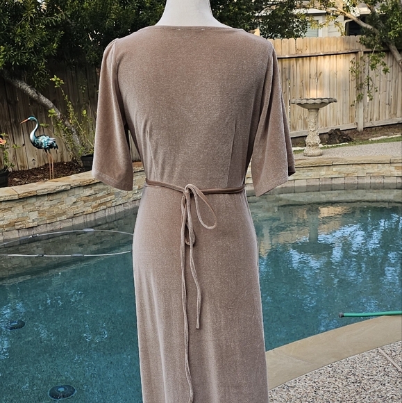 BALTICBORN velvet wrap Deep V Neck Velvet Prom Dress Short Sleeves Long Brides M - Picture 11 of 16